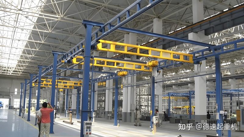 龙门吊轨道平直度标准解析：确保高效与安全的关键